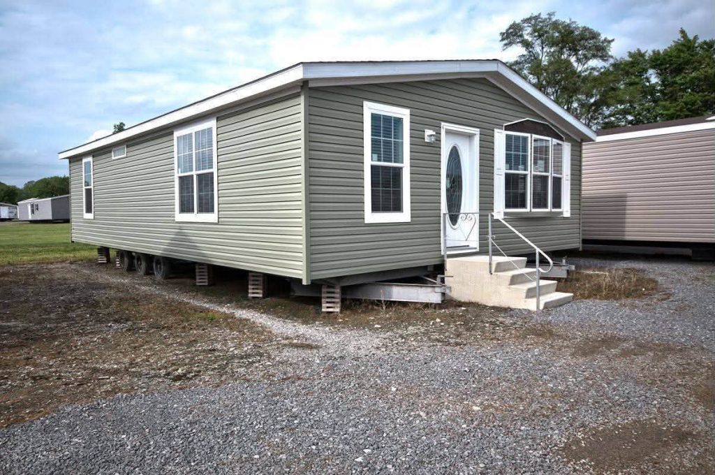 Modern Manufactured and Mobile Home by Oakwood Mobile Homes